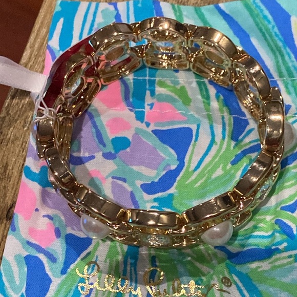 New Lilly Pulitzer pink palms cuffed bracelet - Picture 3 of 4